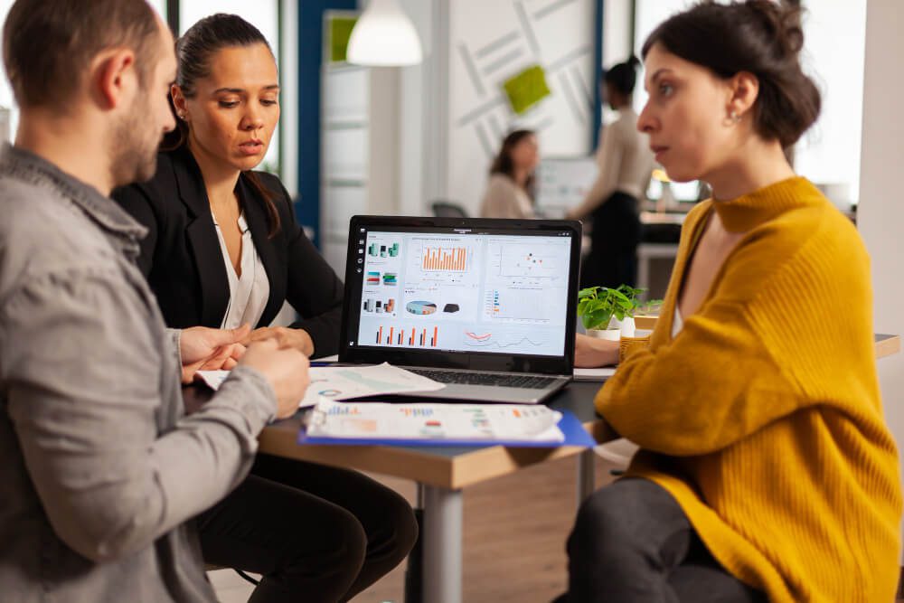 HubSpot – co to jest i jak działa? Kompletny przewodnik 2025