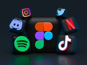 Ikony mediów społecznościowych na ekranie telefonu, ilustracja podglądu linku i Facebook Debuggera