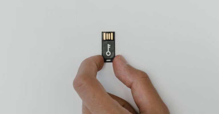 Backup danych: skuteczne metody zabezpieczenia informacji