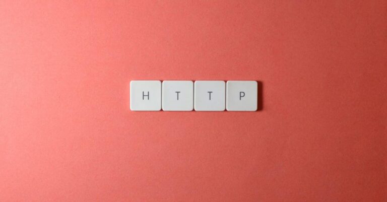 HTTP/2 i HTTP/3 – co to jest, jak działa i dlaczego przyspiesza Twoją stronę