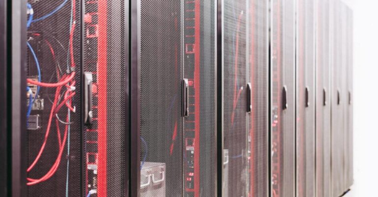 Jak przenieść WordPress na inny serwer bez utraty danych — pełna instrukcja krok po kroku