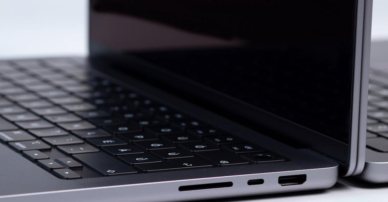 MacBook Air czy MacBook Pro – który wybrać?