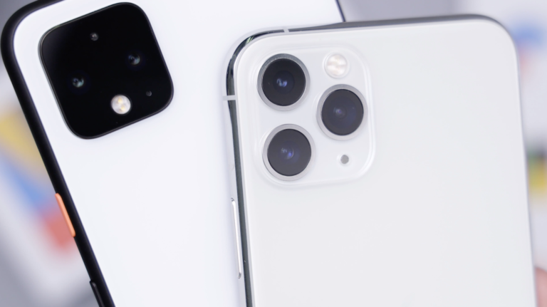 iPhone z aplikacją Znajdź mój iPhone, lokalizacja na mapie iCloud