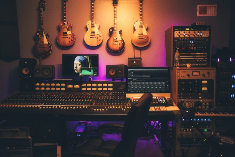 Mikrofon i interfejs audio do nagrywania dźwięku z komputera